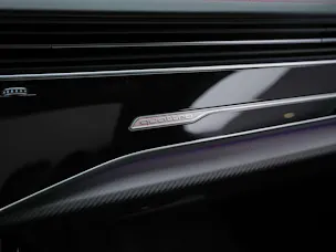 AUDI SQ7 TFSI quattro tiptronic * Facelift*7 Plätzer*Panorama*B&O*AHK