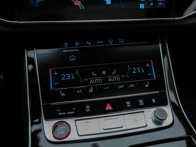 AUDI SQ7 TFSI quattro tiptronic * Facelift*7 Plätzer*Panorama*B&O*AHK