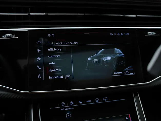 AUDI SQ7 TFSI quattro tiptronic * Facelift*7 Plätzer*Panorama*B&O*AHK