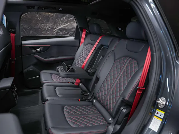 AUDI SQ7 TFSI quattro tiptronic * Facelift*7 Plätzer*Panorama*B&O*AHK