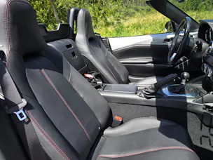 MAZDA MX-5 SKYACTIV-G 160 Ambition