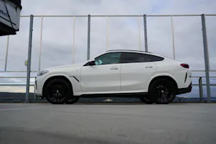 BMW X6 M50d BLACK l 400 PS