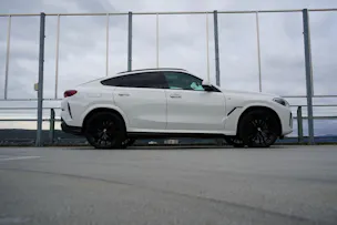 BMW X6 M50d BLACK l 400 PS