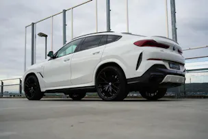 BMW X6 M50d BLACK l 400 PS