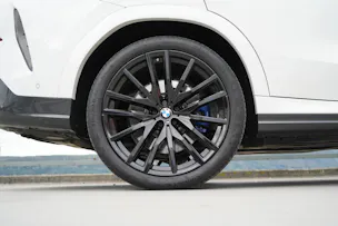 BMW X6 M50d BLACK l 400 PS