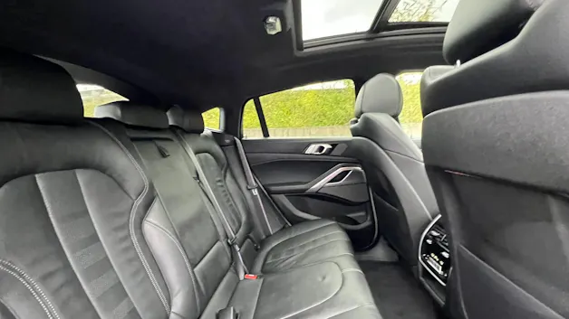 BMW X6 M50d BLACK l 400 PS