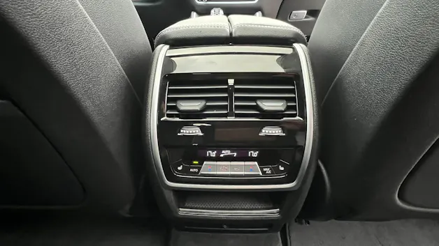 BMW X6 M50d BLACK l 400 PS