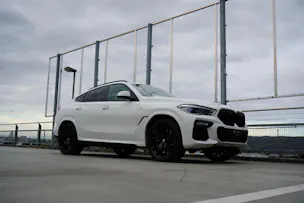 BMW X6 M50d BLACK l 400 PS
