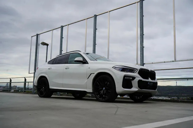 BMW X6 M50d BLACK l 400 PS