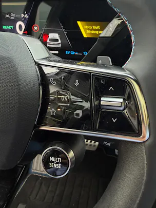 RENAULT Rafale 1.2 E-Tech Plug-in Hybrid 300 4x4 Atelier Alpine