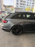 AUDI RS4 Avant quattro tiptronic