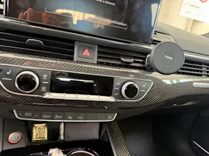 AUDI RS4 Avant quattro tiptronic