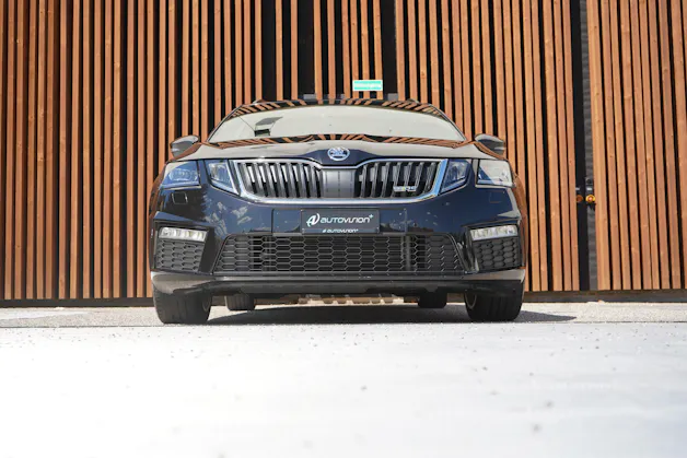 SKODA OCTAVIA COMBI 2.0 TSI RS DSG l 230 PS