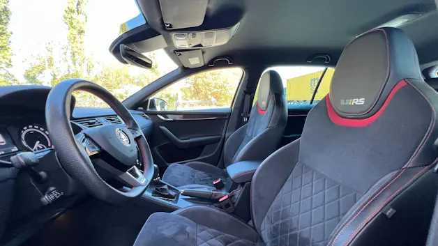SKODA OCTAVIA COMBI 2.0 TSI RS DSG l 230 PS
