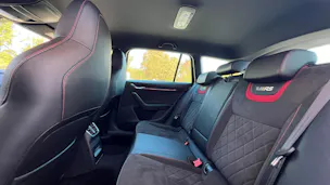 SKODA OCTAVIA COMBI 2.0 TSI RS DSG l 230 PS