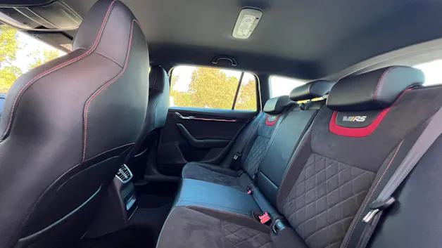 SKODA OCTAVIA COMBI 2.0 TSI RS DSG l 230 PS