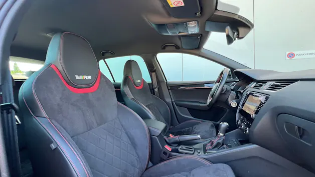 SKODA OCTAVIA COMBI 2.0 TSI RS DSG l 230 PS