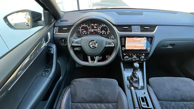 SKODA OCTAVIA COMBI 2.0 TSI RS DSG l 230 PS