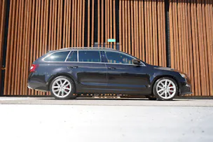 SKODA OCTAVIA COMBI 2.0 TSI RS DSG l 230 PS
