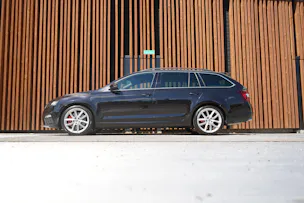 SKODA OCTAVIA COMBI 2.0 TSI RS DSG l 230 PS