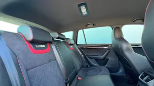 SKODA OCTAVIA COMBI 2.0 TSI RS DSG l 230 PS