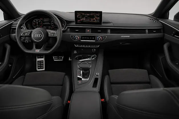 AUDI A4 Avant 40 TDI Sport quattro S-tronic