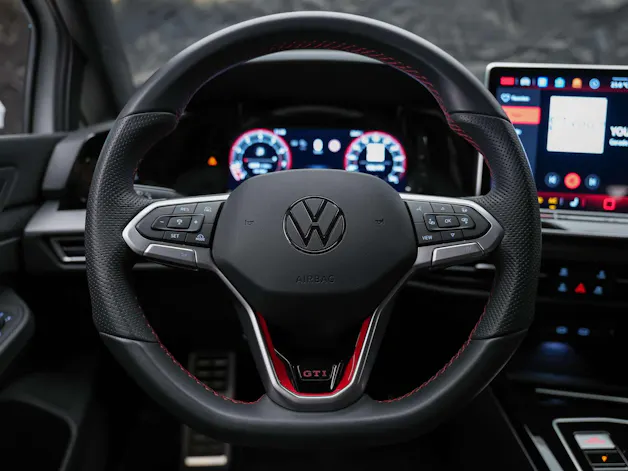 VW Golf 2.0 TSI GTI Clubsport DSG *Facelift*Matrix LED*Lenkradheizung*