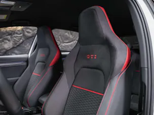 VW Golf 2.0 TSI GTI Clubsport DSG *Facelift*Matrix LED*Lenkradheizung*