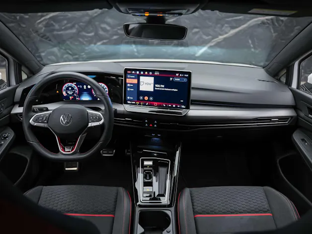 VW Golf 2.0 TSI GTI Clubsport DSG *Facelift*Matrix LED*Lenkradheizung*