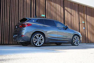 BMW X2 M35i STEPTRONIC l 306 PS