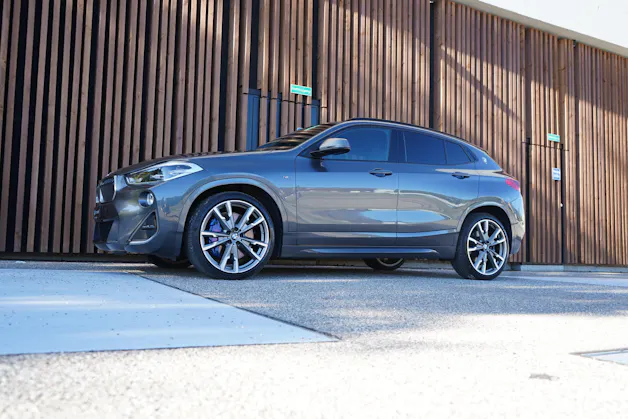 BMW X2 M35i STEPTRONIC l 306 PS