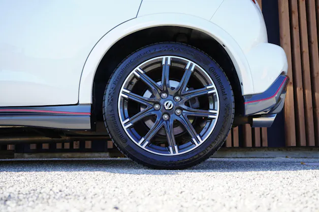 NISSAN JUKE 1.6 DIG-T NISMO 4x4 XTRONIC M-CVT l 200 PS