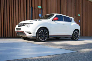 NISSAN JUKE 1.6 DIG-T NISMO 4x4 XTRONIC M-CVT l 200 PS