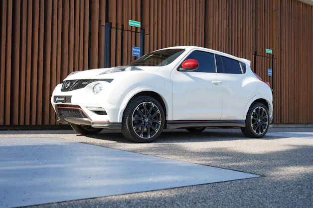 NISSAN JUKE 1.6 DIG-T NISMO 4x4 XTRONIC M-CVT l 200 PS