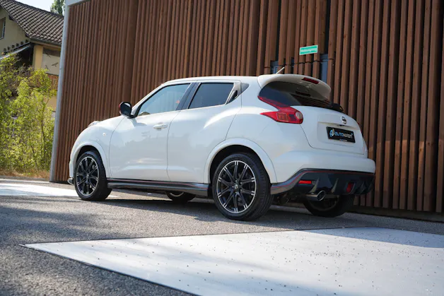 NISSAN JUKE 1.6 DIG-T NISMO 4x4 XTRONIC M-CVT l 200 PS