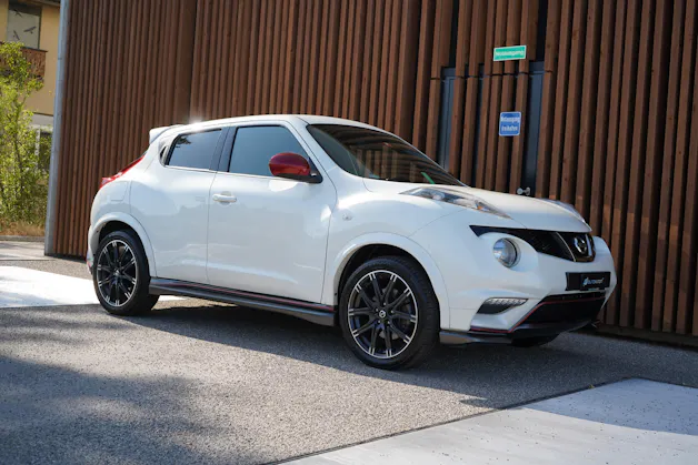 NISSAN JUKE 1.6 DIG-T NISMO 4x4 XTRONIC M-CVT l 200 PS