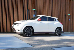 NISSAN JUKE 1.6 DIG-T NISMO 4x4 XTRONIC M-CVT l 200 PS