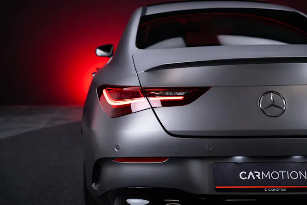 MERCEDES-BENZ CLA 35 AMG 4matic / Panorama-Glasdach / Burmester / Rückfahrkamera