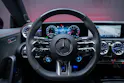 MERCEDES-BENZ CLA 35 AMG 4matic / Panorama-Glasdach / Burmester / Rückfahrkamera