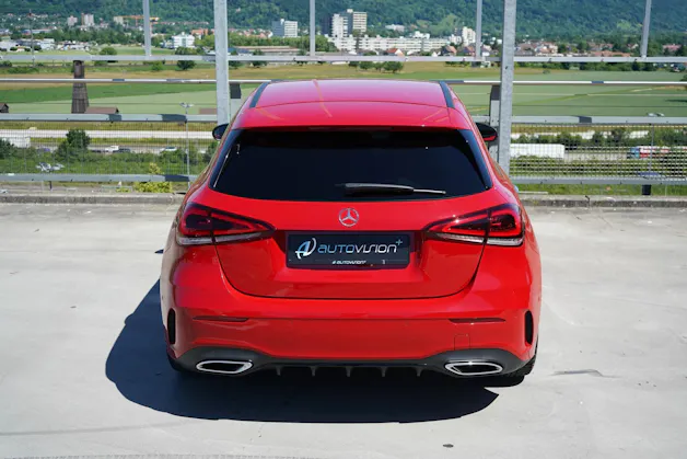 MERCEDES-BENZ A 200 d AMG LINE NIGHT 8G-DCT l 150 PS