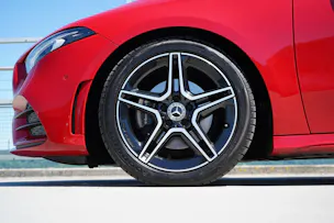 MERCEDES-BENZ A 200 d AMG LINE NIGHT 8G-DCT l 150 PS