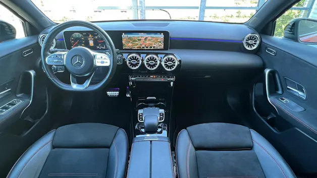 MERCEDES-BENZ A 200 d AMG LINE NIGHT 8G-DCT l 150 PS