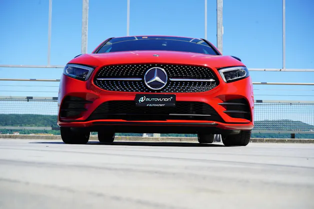 MERCEDES-BENZ A 200 d AMG LINE NIGHT 8G-DCT l 150 PS