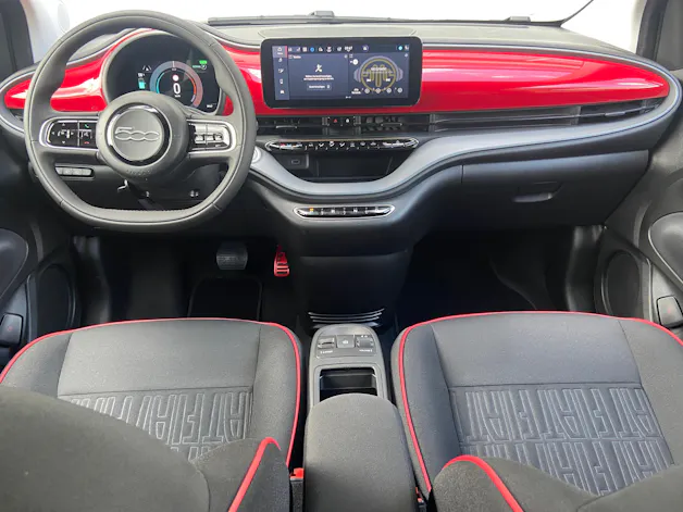 FIAT 500 C electric 87 kW Red