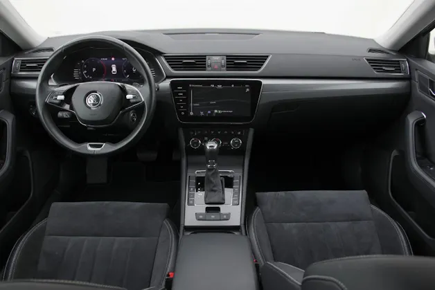 SKODA Superb Combi 2.0 TDi Style 4x4 DSG