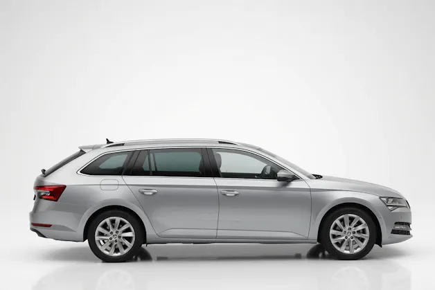 SKODA Superb Combi 2.0 TDi Style 4x4 DSG