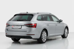 SKODA Superb Combi 2.0 TDi Style 4x4 DSG
