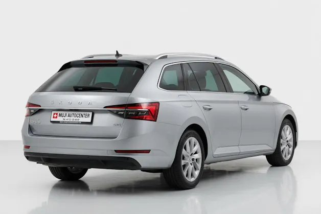 SKODA Superb Combi 2.0 TDi Style 4x4 DSG