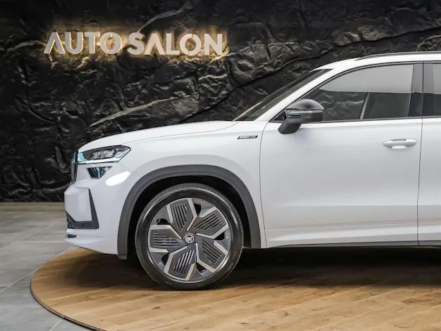 SKODA Kodiaq 2.0 TDI Sportline 4x4 *Werksgarantie*Matrix LED*AHK*