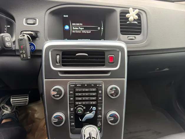 VOLVO V60 Cross Country D4 AWD Summum Geartronic